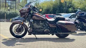 Harley-Davidson CVO Street Glide (2024)  (3)