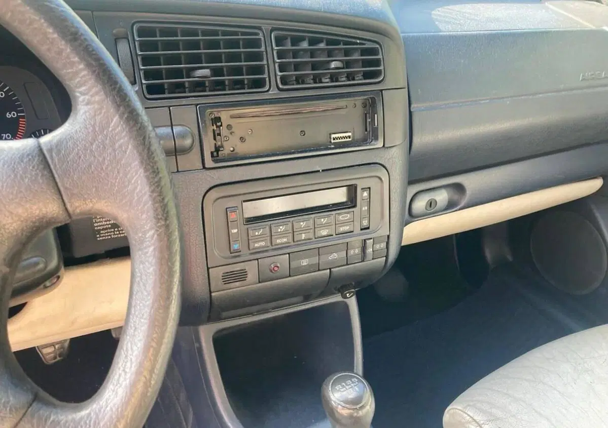 Volkswagen golf cabriolet  (4)