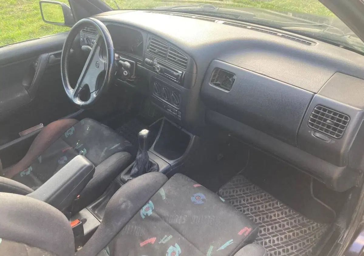 Volkswagen golf cabriolet  (6)