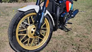 Royal Enfield Shotgun 650 (2024 - 26)  (10)