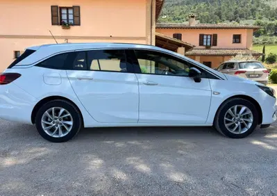 Opel Astra Station Wagon 1.5 CDTI 122 CV S&S AT9 Sports Business Eleg. (3)
