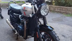 Triumph Street Twin 900 (2016) 