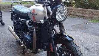 Triumph Street Twin 900 (2016) usata