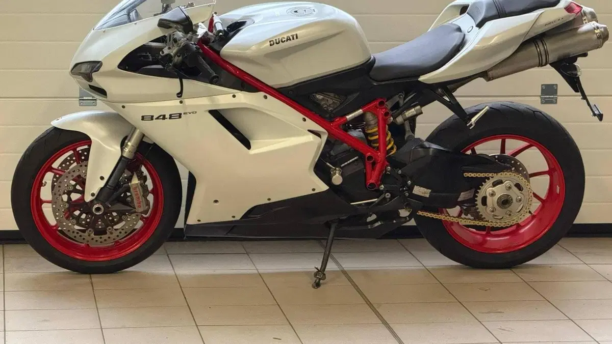 Ducati 848 EVO (2010 - 12)  (5)