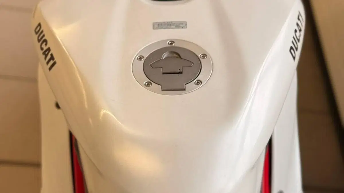 Ducati 848 EVO (2010 - 12)  (7)