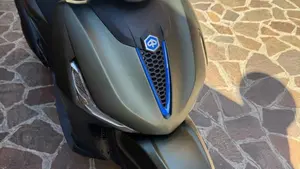 Piaggio Beverly 310 S (2025 - 26)  (5)