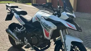 Benelli TRK 251 (2022 - 25)  (3)