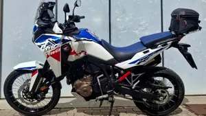 Honda Africa Twin CRF 1100L (2024 - 26)  (2)