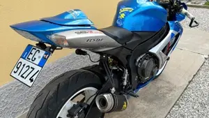 Suzuki GSX R 600 (2006 - 07)  (2)