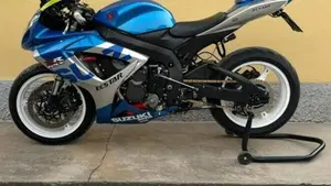 Suzuki GSX R 600 (2006 - 07)  (3)