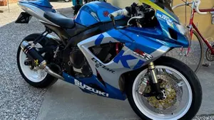 Suzuki GSX R 600 (2006 - 07)  (7)