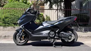 Yamaha T-Max 530 SX (2017 - 19)  (2)