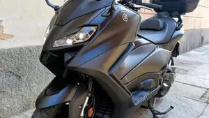 Yamaha T-Max 560 (2022 - 24)  (3)