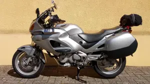 Honda Deauville 650 (2002 - 05) 