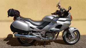 Honda Deauville 650 (2002 - 05)  (2)