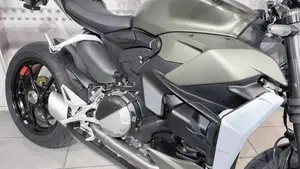 Ducati Streetfighter V2 (2022 - 24)  (5)