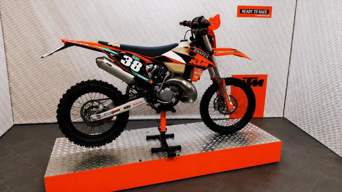 KTM 150 EXC TPI (2020)  (3)
