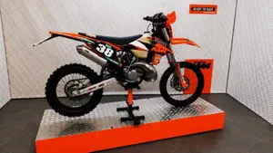 KTM 150 EXC TPI (2020)  (3)