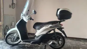 Piaggio Liberty 125 3V ABS (2021 - 24)  (6)