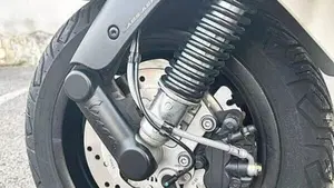 Vespa GTV 300 Hpe (2023 - 25)  (17)