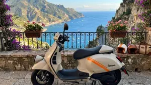 Vespa GTV 300 Hpe (2023 - 25) 