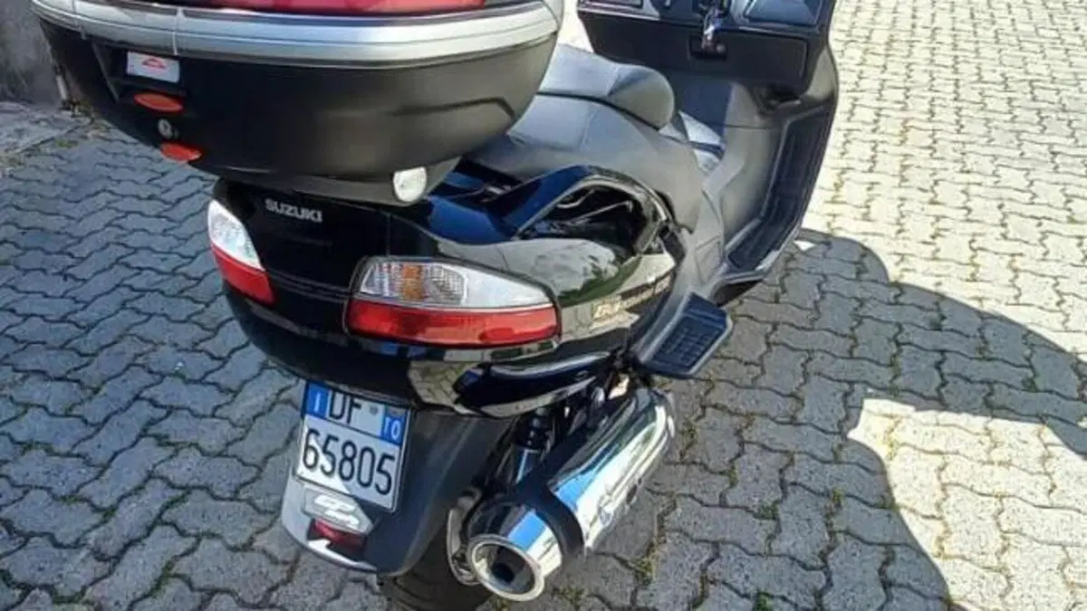 Suzuki Burgman AN 650 Executive ABS (2006 - 12)  (2)
