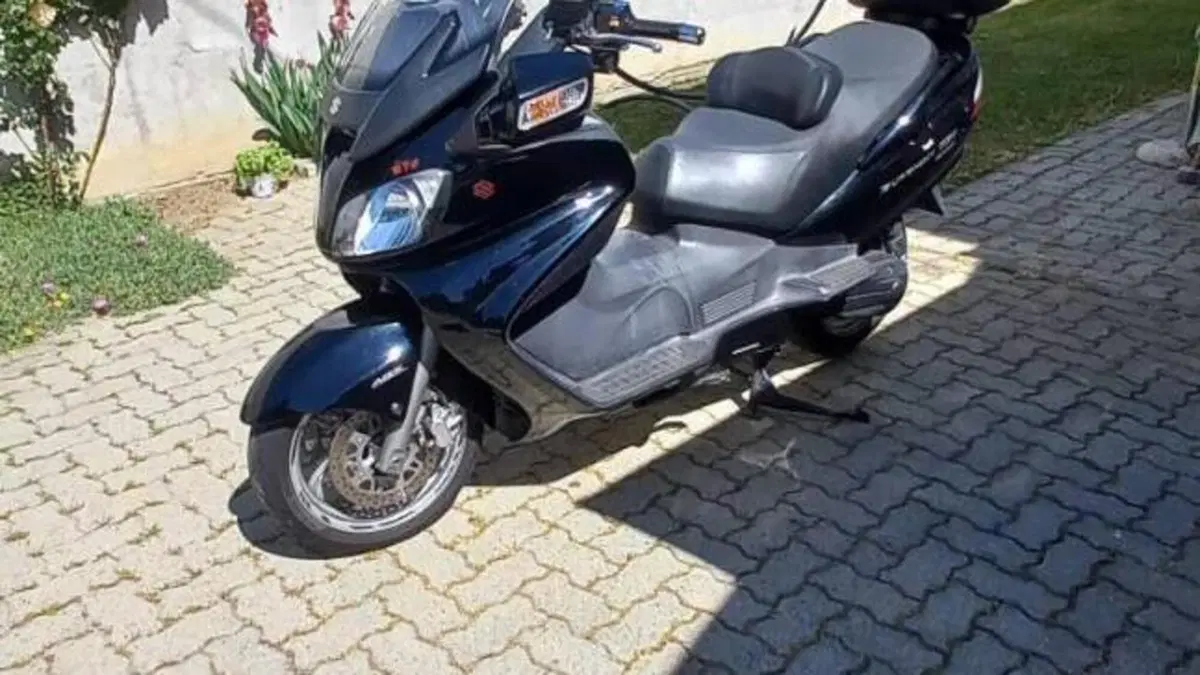 Suzuki Burgman AN 650 Executive ABS (2006 - 12)  (3)