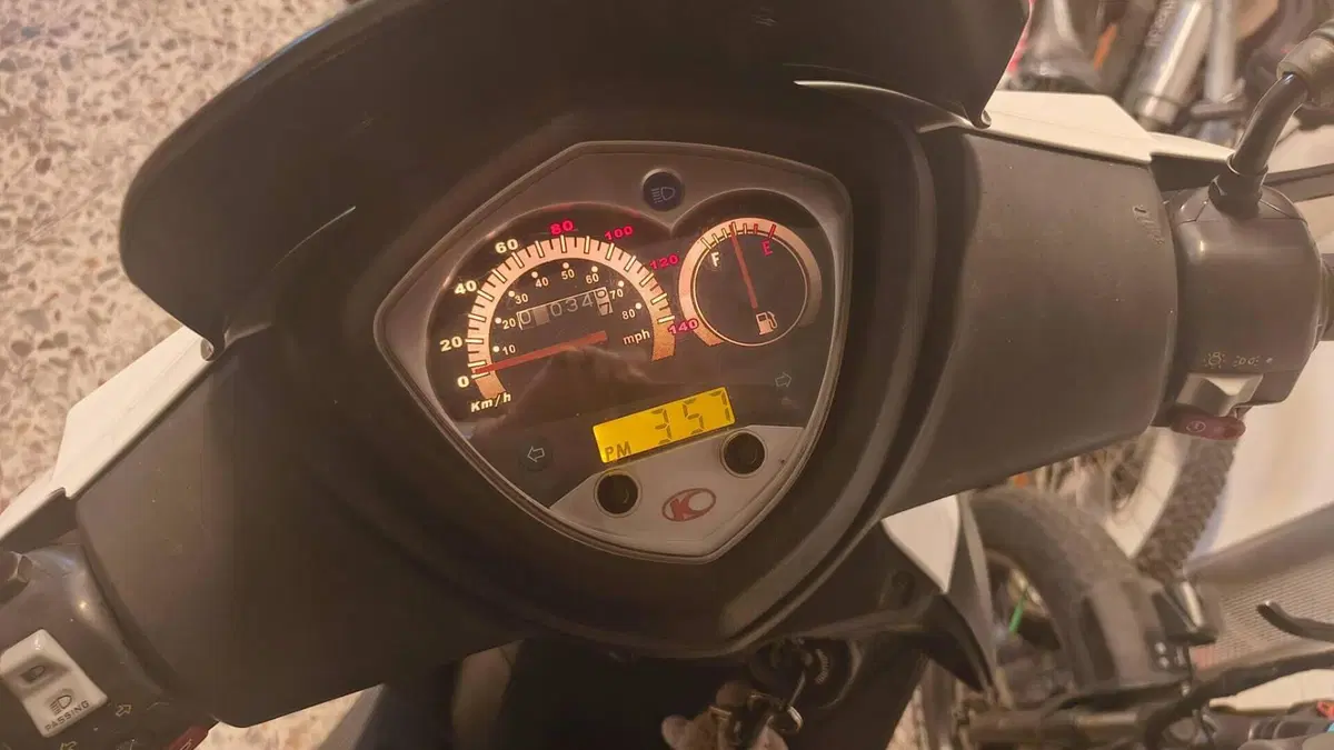 Kymco Agility 150 R16  (3)