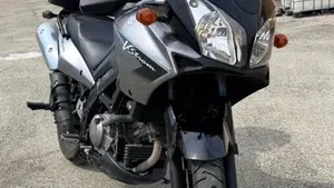 Suzuki V-Strom 650DL (2006 - 07)  (2)