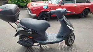 Piaggio Zip 50 SP (2002 - 13)  (2)