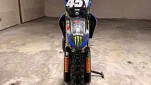 Yamaha YZ 125 (2022)  (3)