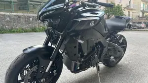 Yamaha MT-10 (2022 - 26)  (2)