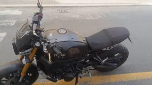 Yamaha XSR 900 ABS (2016 - 20)  (2)