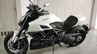 Ducati Diavel 1200 (2010 - 13)