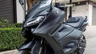 Yamaha T-Max 560 (2022 - 24)