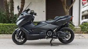 Yamaha T-Max 560 (2022 - 24)  (2)