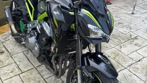 Kawasaki Z 900 (2017 - 18)  (6)