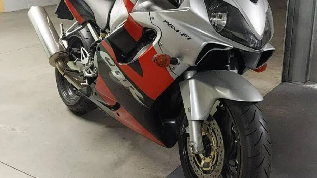 Honda CBR 600 F (2001 - 06) 
