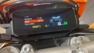 KTM 690 Enduro R (2026)  (5)