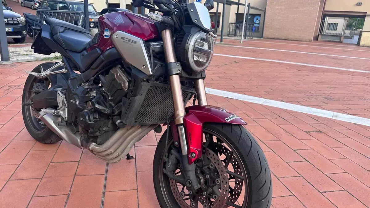 Honda CB 650 R (2021 - 23)  (2)