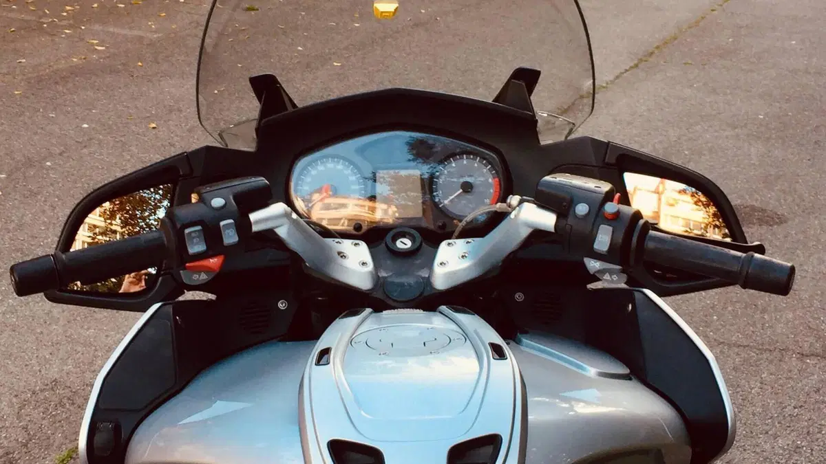 Bmw R 1200 RT (2008 - 09)  (7)