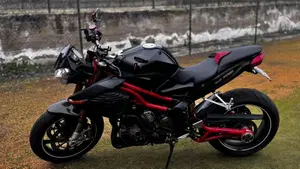 Benelli TNT 1130 (2004 - 08)  (3)