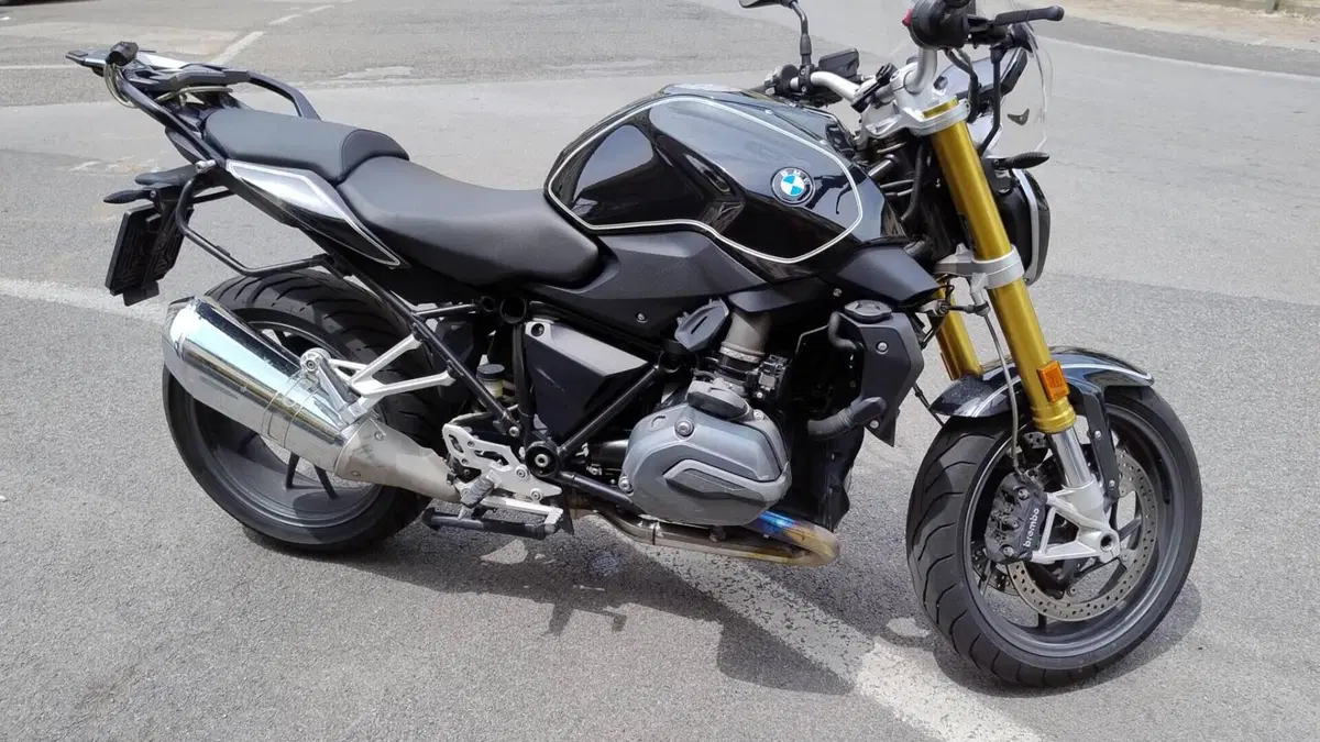Bmw R 1200 R Black Edition (2017 - 18)  (6)