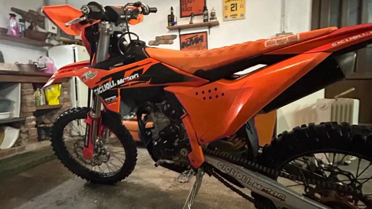 KTM 350 EXC-F (2024)  (3)