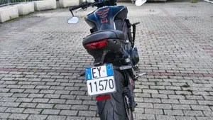 Yamaha MT-09 (2021 - 23)  (2)