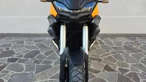 Moto Guzzi Stelvio (2024 - 26)  (2)