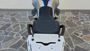 Moto Guzzi Stelvio (2024 - 26)  (4)