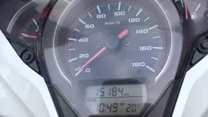 Honda SH 300 i ABS (2016 - 20)  (2)