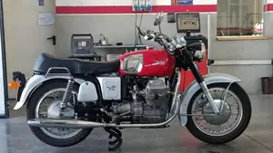 Moto Guzzi   (4)