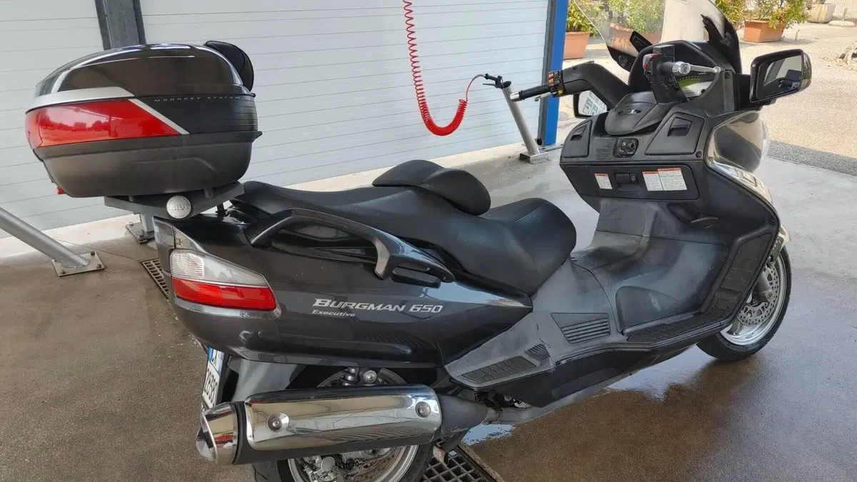 Suzuki Burgman AN 650 Executive ABS (2006 - 12)  (3)